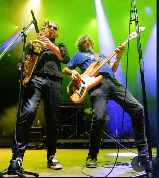 Full Moon Sailing Spectacle - koncert