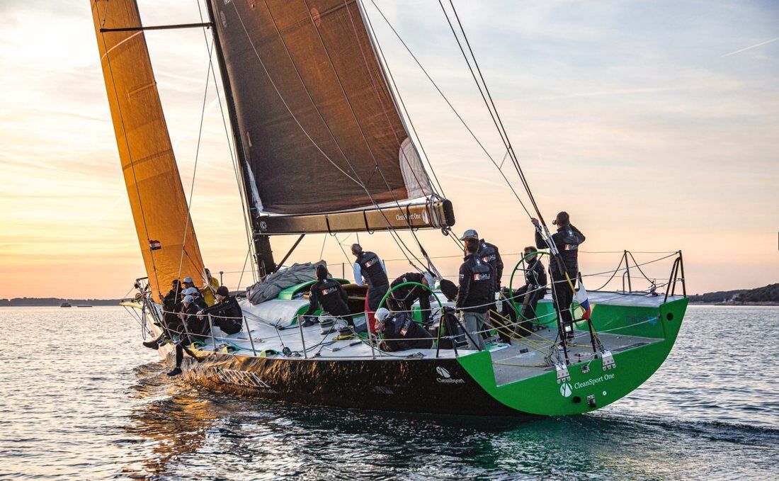 Sky Sailing Team, pobjednik 4. Full Moon Sailing Spectaclea